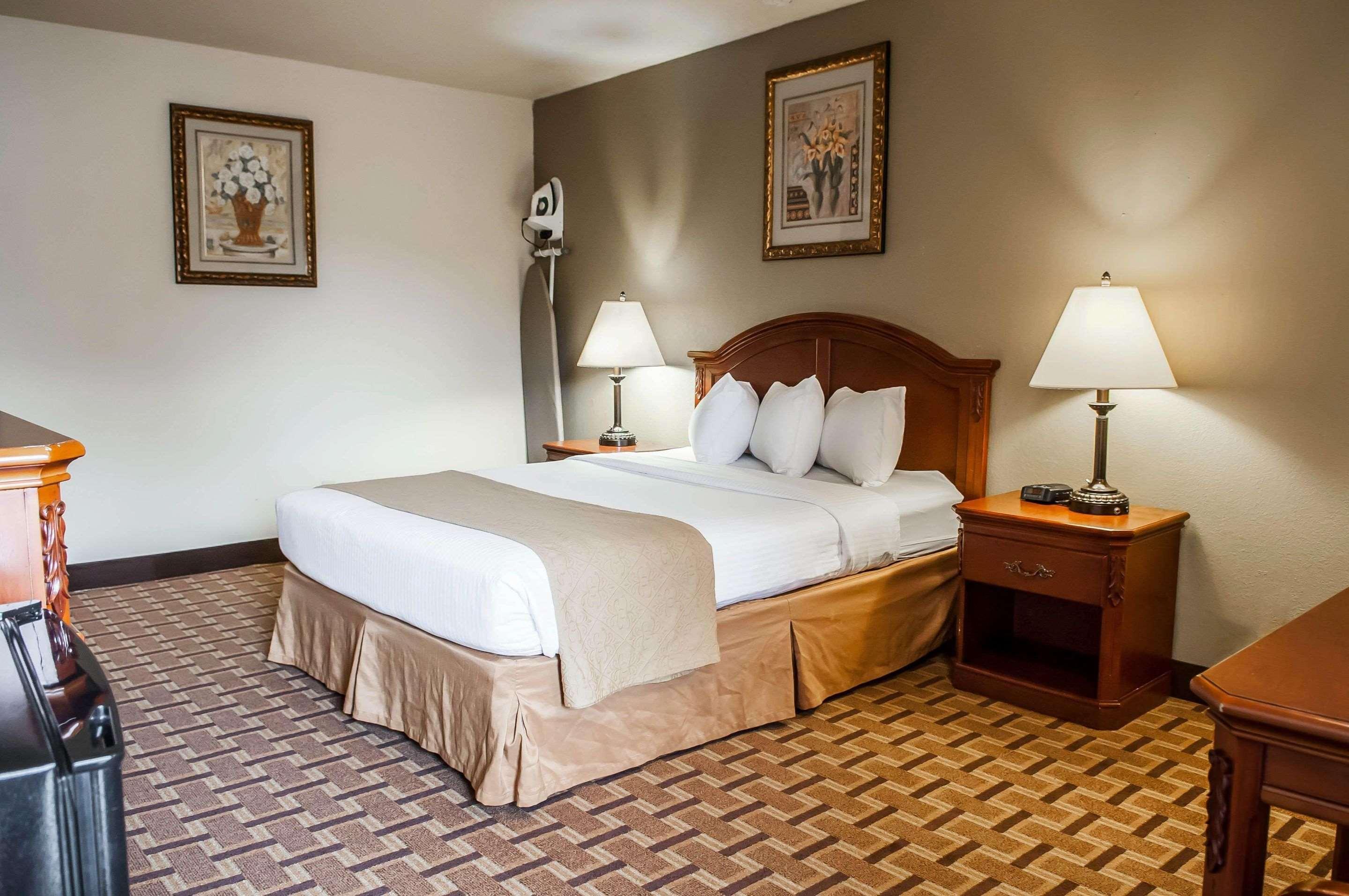 Hotel Inn Santa Fe Exterior photo
